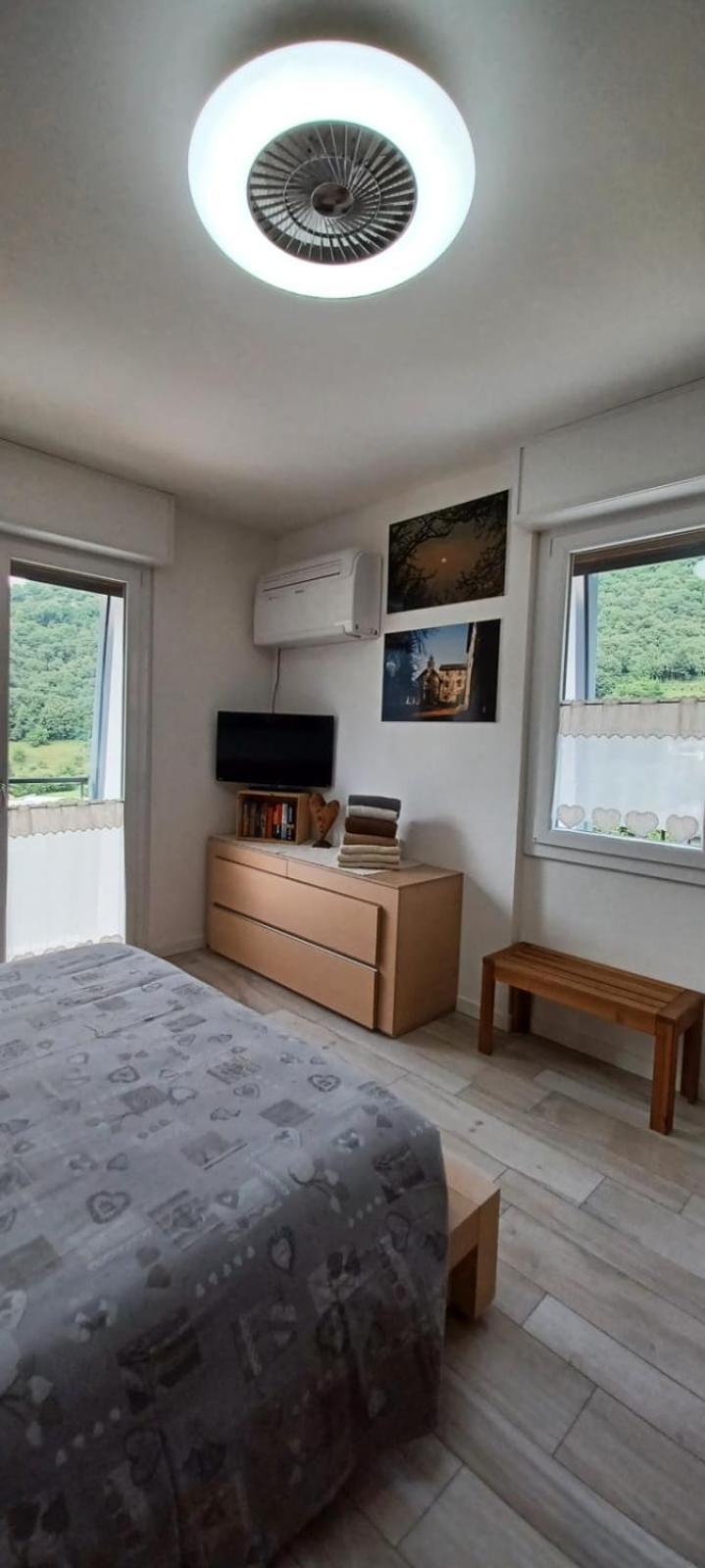Casa Di Sofia E Oscar Lago Di Como Canzo Luaran gambar